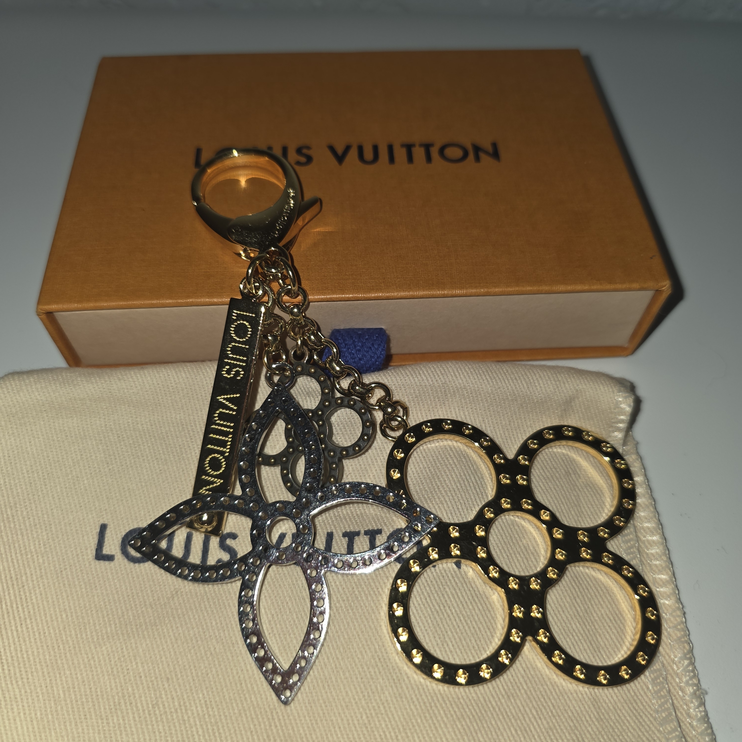 Louis Vuitton Black And Gold Monogram Flower Key Holder Charm